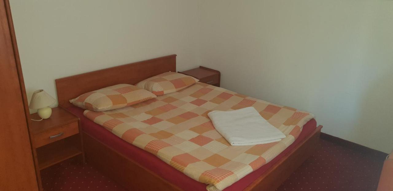 Klet Jana Bed & Breakfast Jastrebarsko Exteriér fotografie